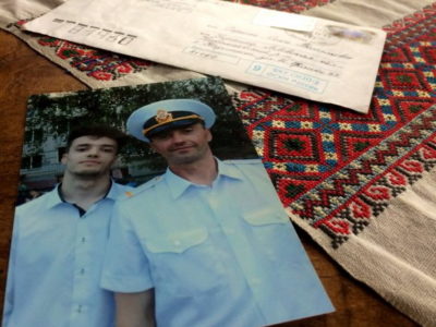 Мати військовополоненого моряка Андрія Оприска пише листи сину в Лефортово лише українською мовою  