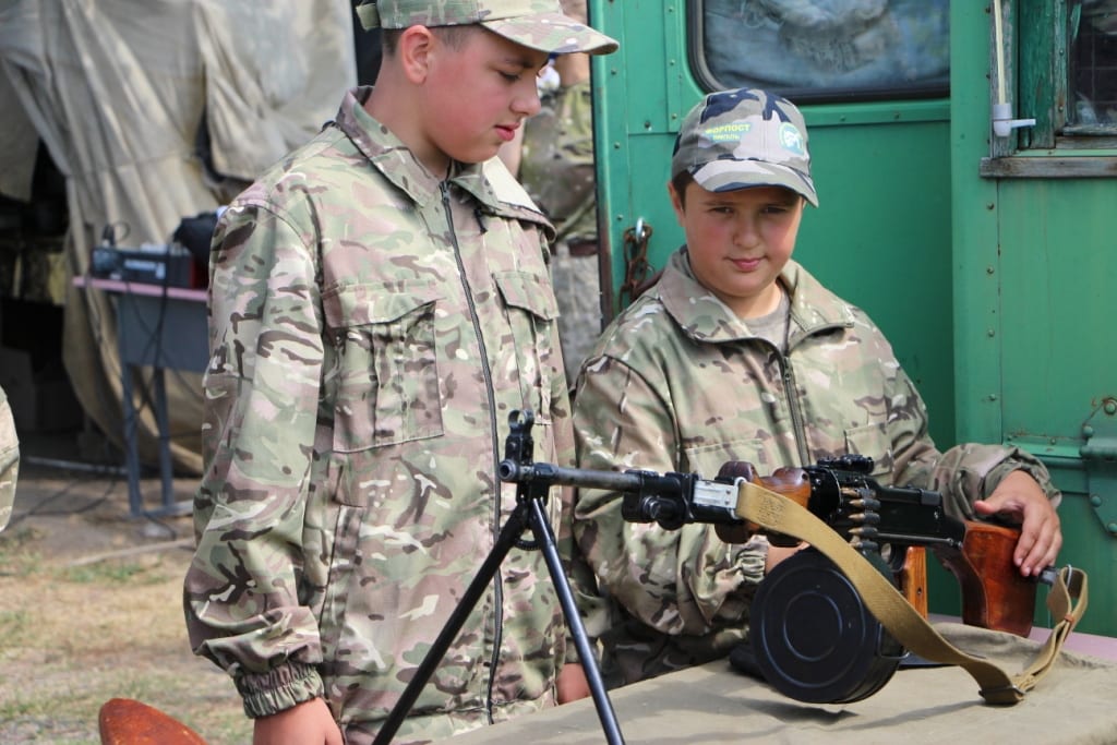 Військово-спортивний вишкіл «Щит і меч» зібрав 140 дітей з усієї України