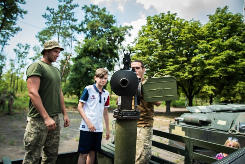 У прифронтовому Маріуполі відзначили День Військово-Морських Сил ЗС України