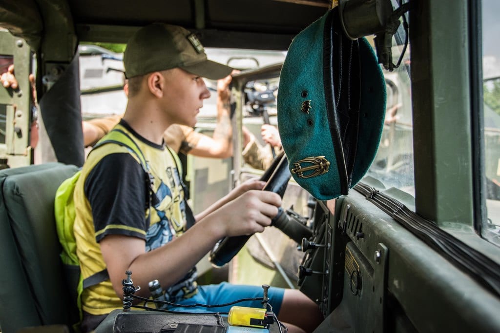 У прифронтовому Маріуполі відзначили День Військово-Морських Сил ЗС України