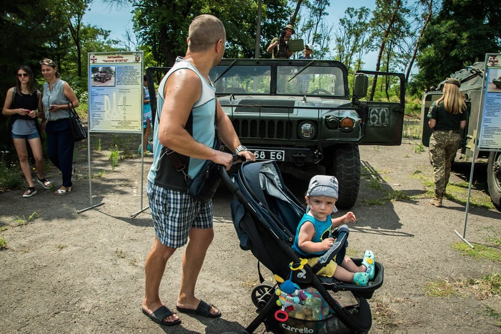 У прифронтовому Маріуполі відзначили День Військово-Морських Сил ЗС України