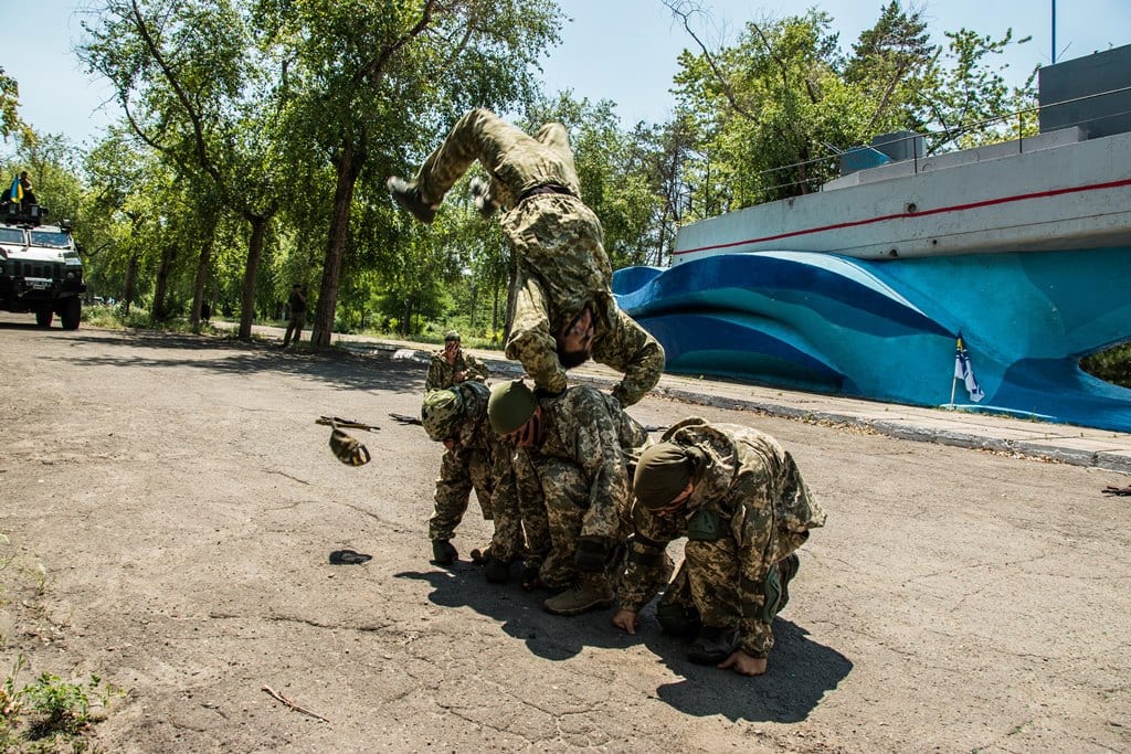 У прифронтовому Маріуполі відзначили День Військово-Морських Сил ЗС України