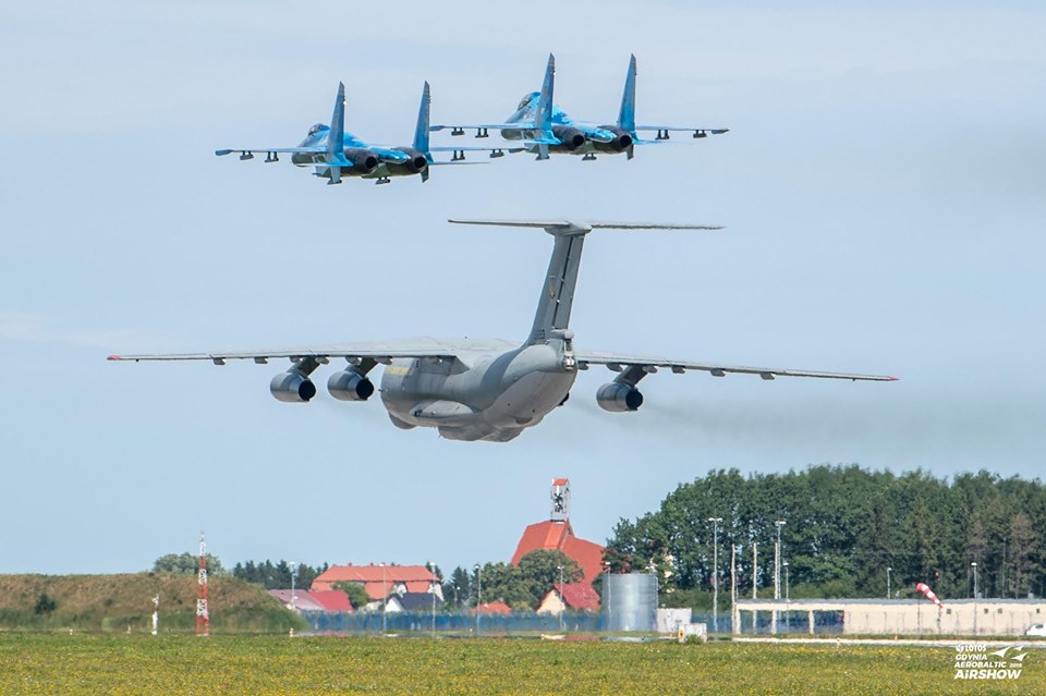 Українські військові льотчики візьмуть участь у авіашоу в Польщі