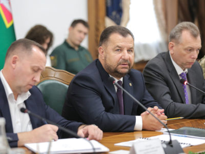 «Ми маємо показати приклад, як цивілізовано і правильно передавати управління» — Степан Полторак  