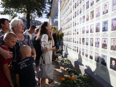 Пам’яті Героїв Іловайська. У столиці провели панахиду за загиблими воїнами  
