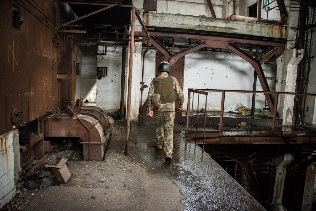 Мешканці Мар’їнки можуть бути спокійні, поки ми їх обороняємо