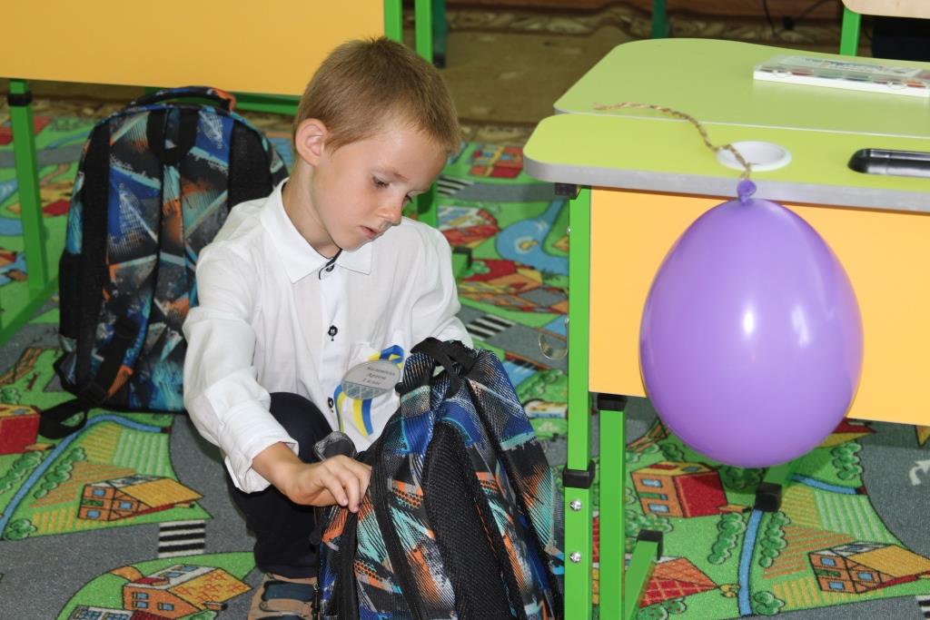 Військові медики привітали особливих учнів із початком навчального року