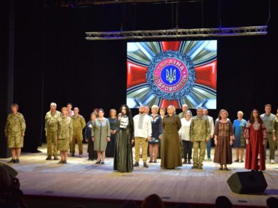 На Полтавщині відбулось вручення «Лицарського Хреста Добровольця» захисникам України та сім’ям полеглих героїв  