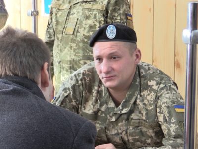 Яким бути рекрутингу в українському війську?  