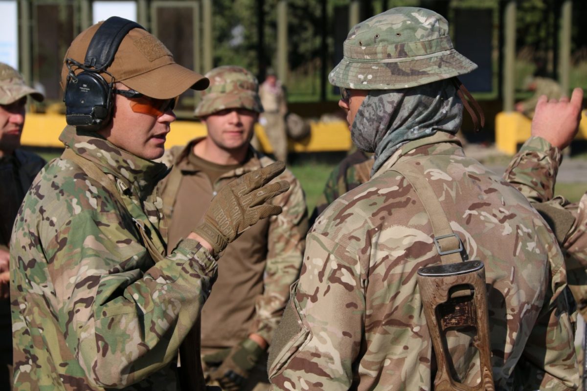 Перед десятикілометровим марш-кидком розвідники не спали добу