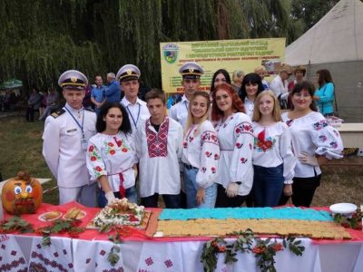 Військові моряки в гостях у смілян  