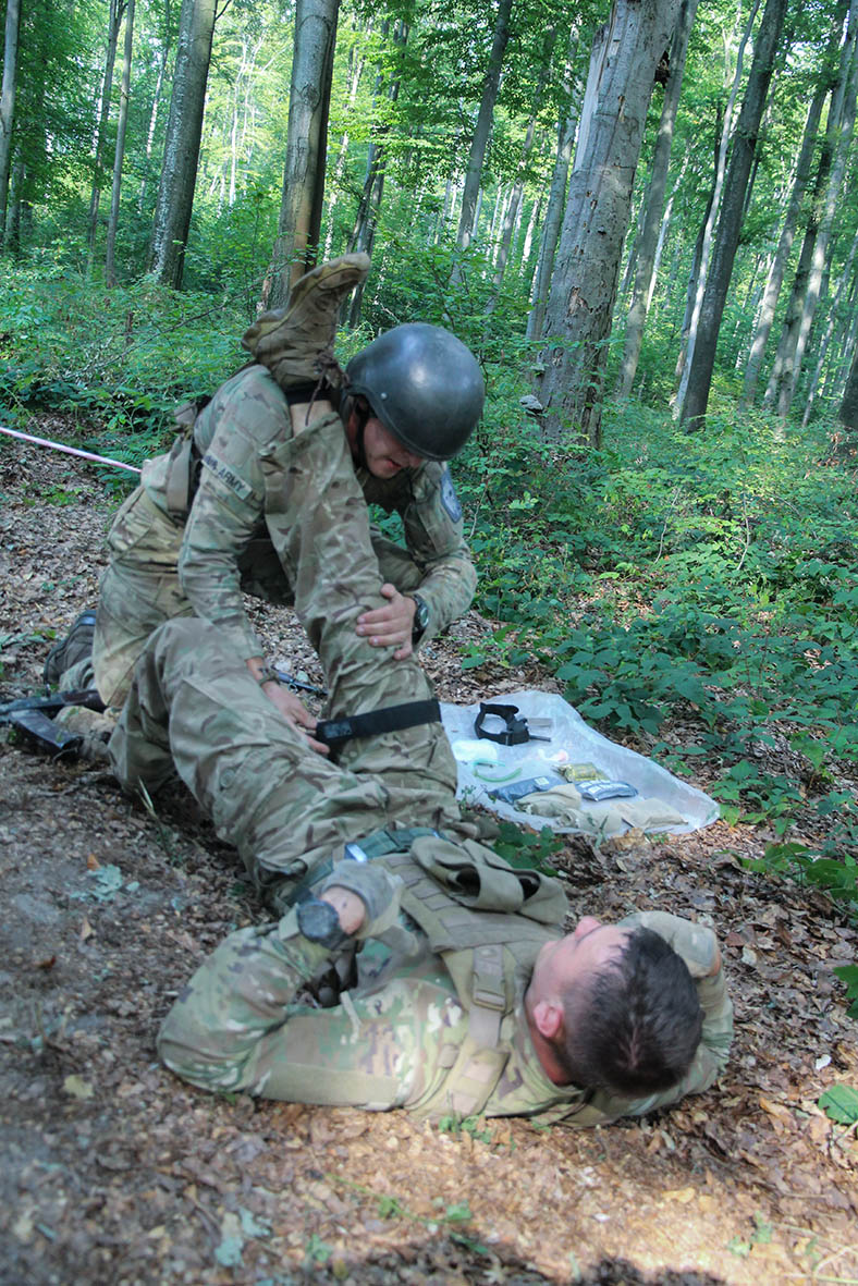 Змагання на найкращий розвідувальний взвод: день перший — «смуга розвідника»