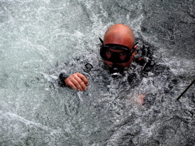 Як військові водолази в акваторії Одеси шукали затонулі вибухонебезпечні предмети  