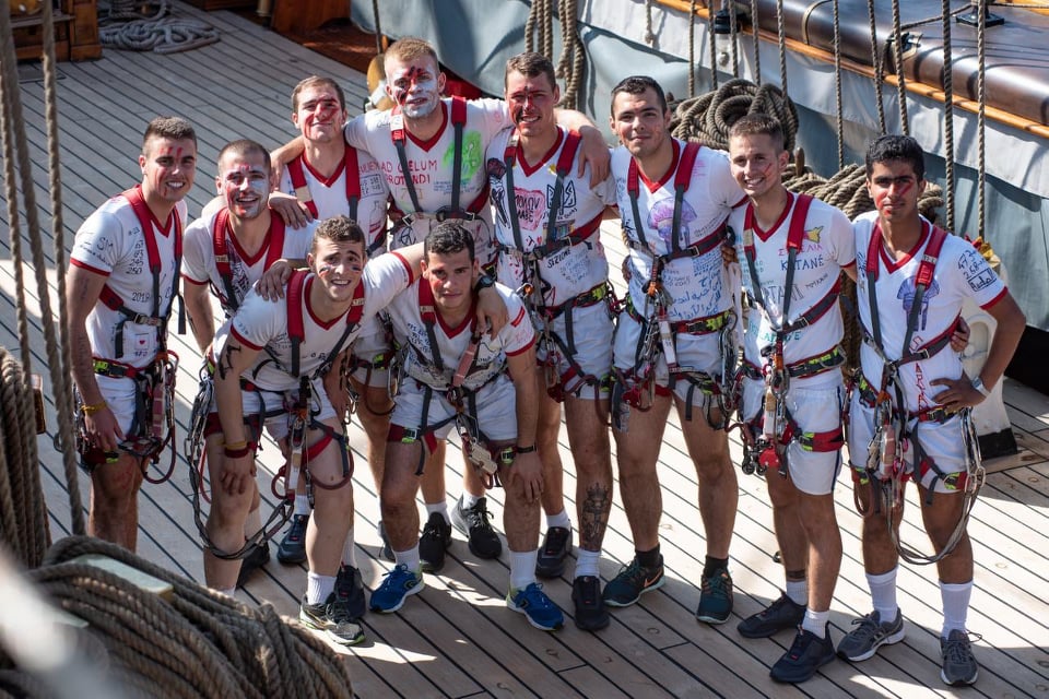 Щоб розпустити вітрила на «Амеріго Веспуччі», потрібно 150 моряків