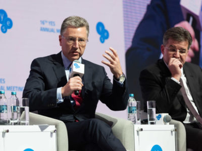 РФ не хоче виконувати Мінські угоди і нести відповідальність, – Курт Волкер  
