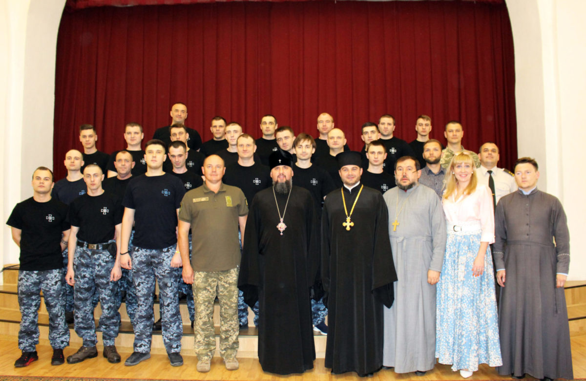 Митрополит Епіфаній визволеним морякам: «Ви – новітні герої України, приклад незламної сили духу українців»