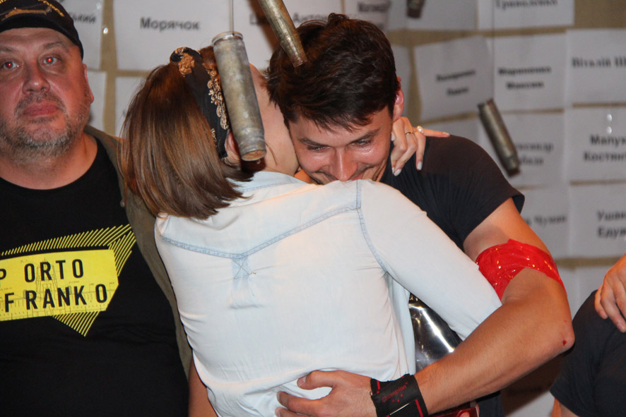 Бійці АТО/ООС зіграли у виставі «Голоси»