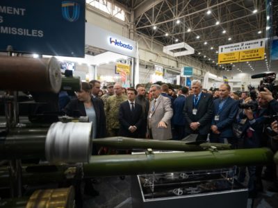 У нас повинна бути ще потужніша армія – Володимир Зеленський  