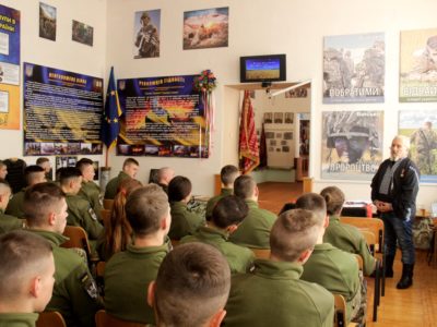 Курсанти-зв’язківці ознайомилися з історією воїнів УПА  