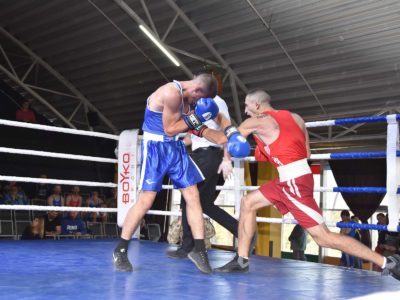 До Хмельницького на три дні приїхали найкращі боксери Сухопутних військ