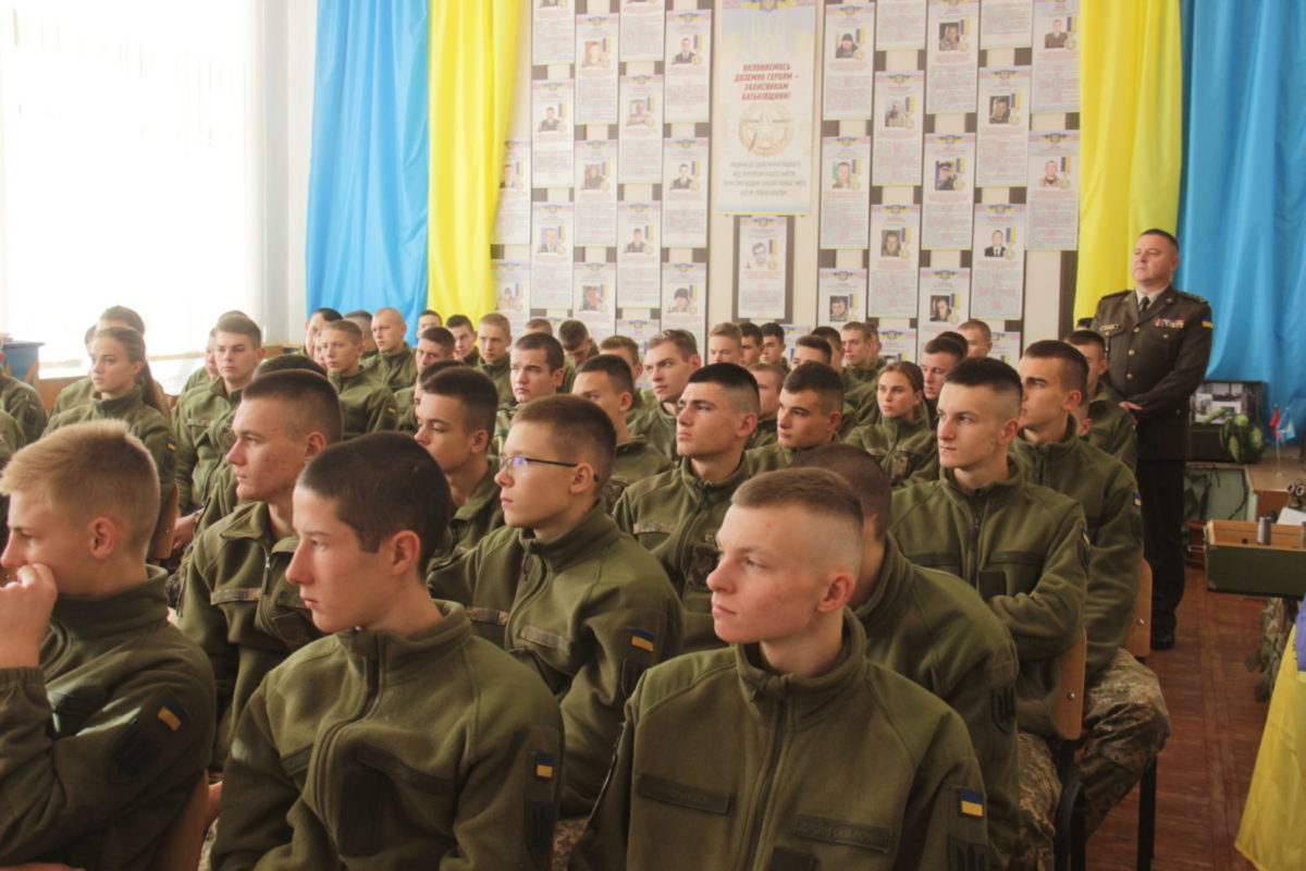 Курсанти-зв’язківці ознайомилися з історією воїнів УПА