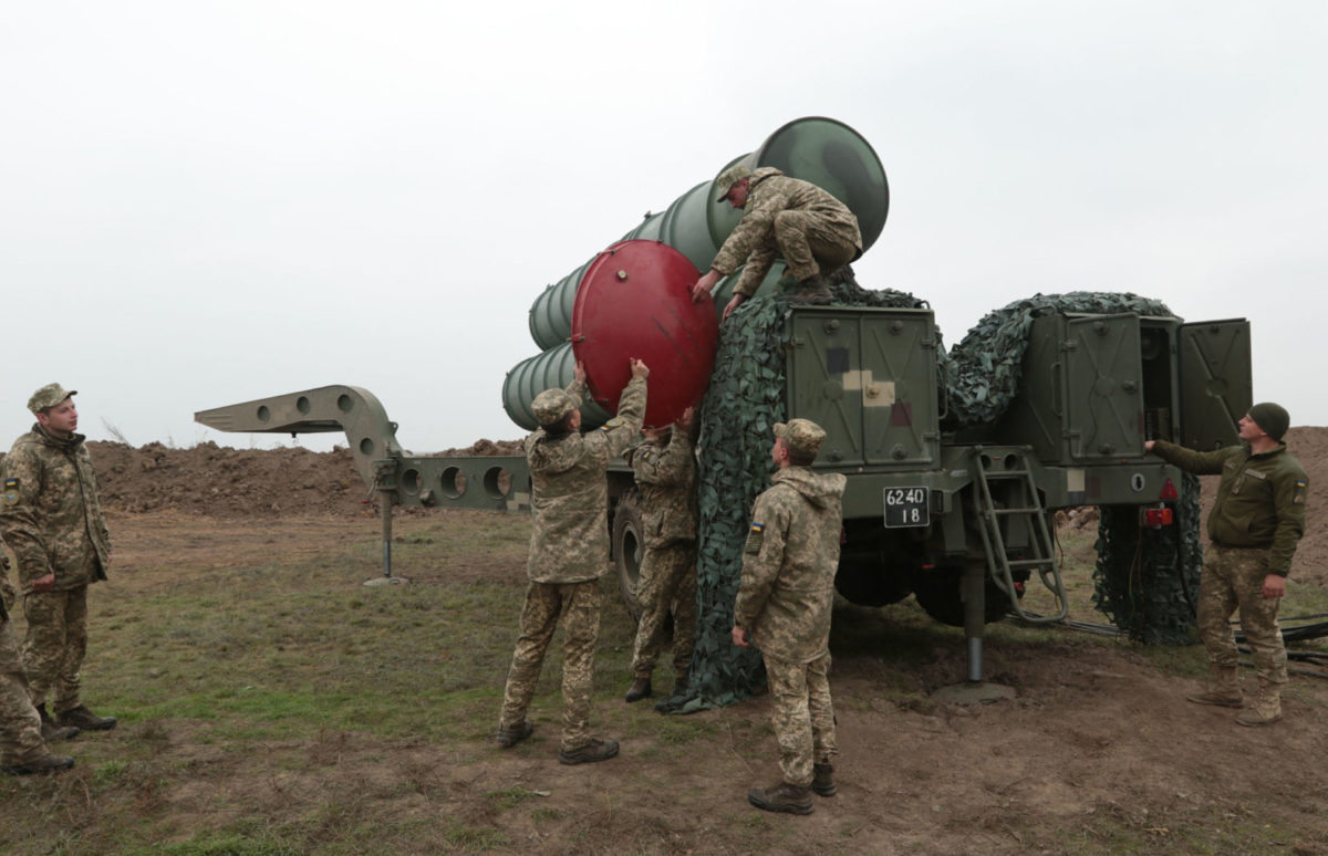 Завершуються приготування до бойових стрільб зенітно-ракетних підрозділів