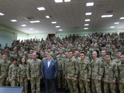 Герой України Володимир Жемчугов зустрівся із кожедубівцями  