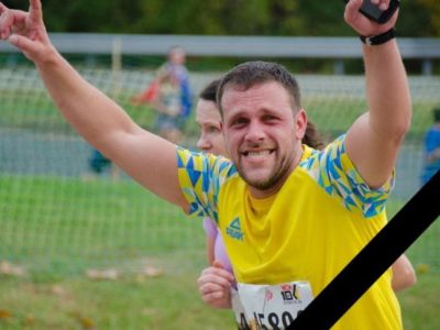 Жив на повну, важко хворів, помер на бігу: в Полтаві ховають ветерана батальйону «Донбас» Дмитра Фесенка