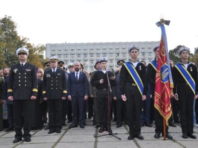 Ліцеїсти-моряки присягнули на вірність Україні  