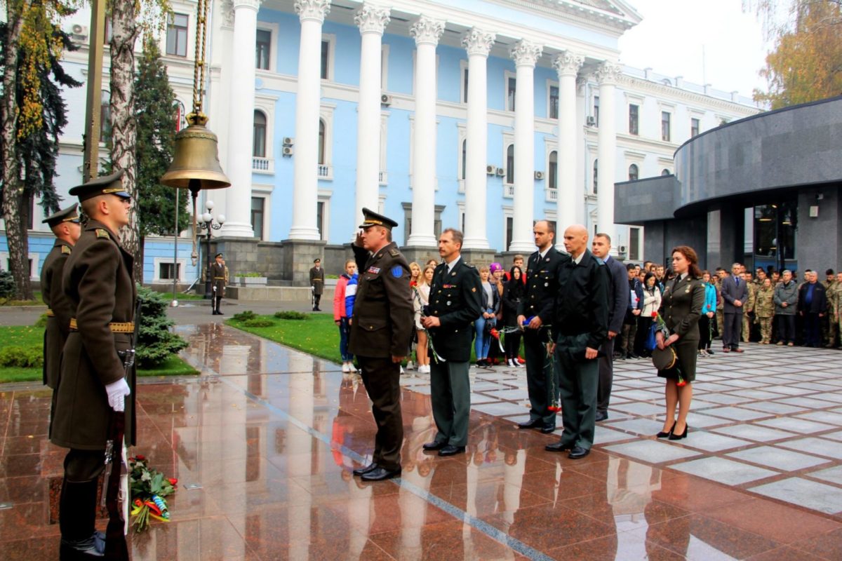 В Міністерстві оборони вшанували загиблих Українських Захисників