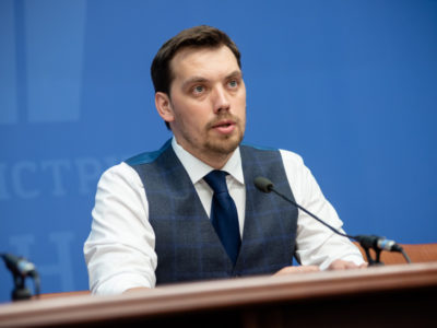 Уряд не буде скасовувати або зменшувати допомогу військовослужбовцям  