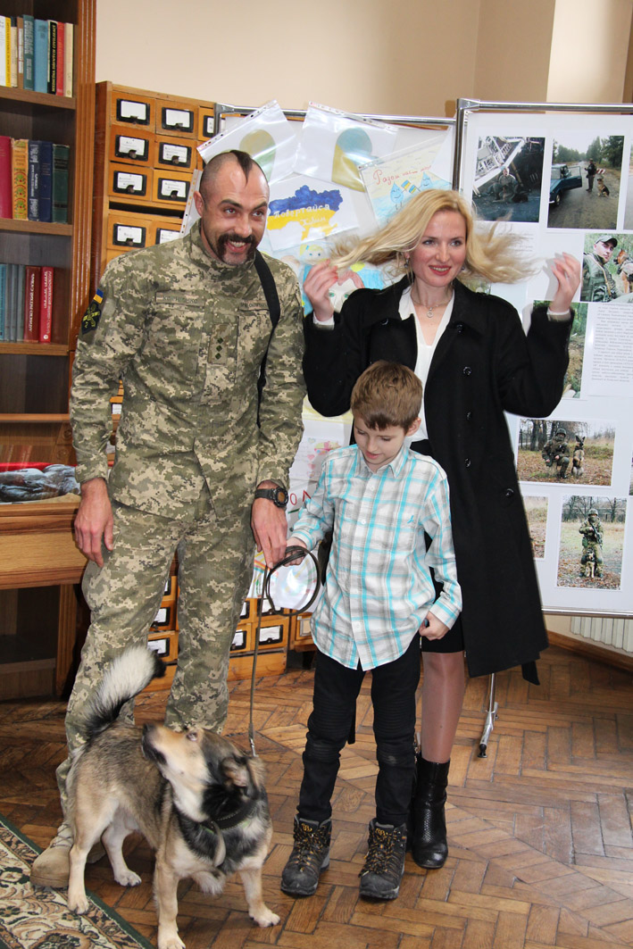 Військові журналісти АрміяІnform стали співорганізаторами унікальної виставки «Цивілізаційна війна України»