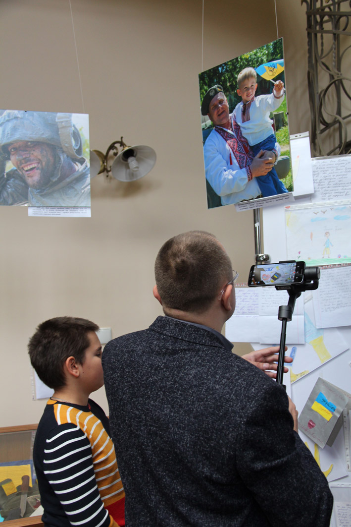 Військові журналісти АрміяІnform стали співорганізаторами унікальної виставки «Цивілізаційна війна України»