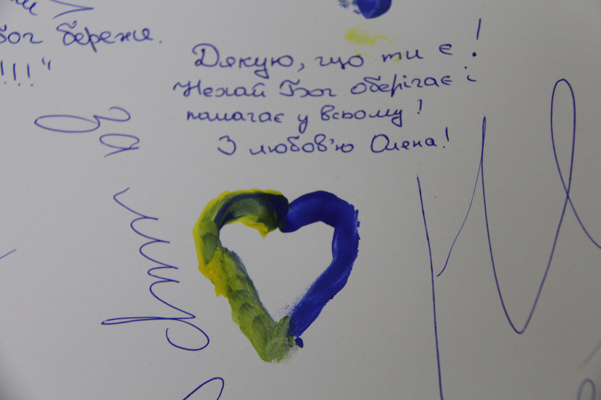 Більше 150 школярів відвідади Львівський центр надання послуг учасникам бойових дій та подякували своїм захисникам