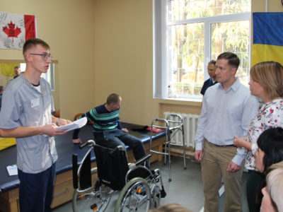 Українські й американські військові лікарі-реабілітологи  діляться досвідом на базі львівського госпіталю  