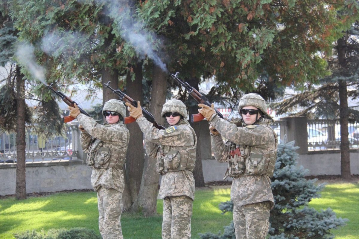 «Мого сина погребли у нерідну землю»