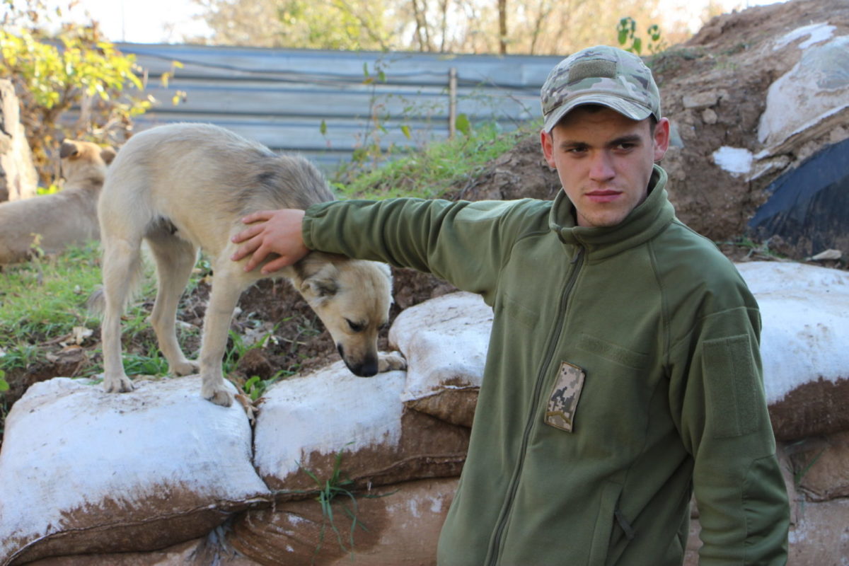 Під Попасною дві родини на одній позиції боронять Україну