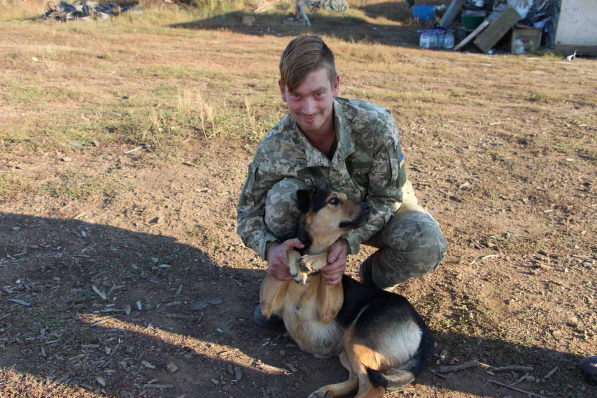 Під Попасною дві родини на одній позиції боронять Україну