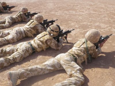 Поблизу Польщі тренуються десантники Білорусі та Росії  