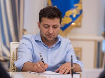 Володимир Зеленський підписав закон щодо оборонних закупівель  