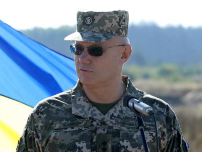 На Донбасі нині перебуває до 3 тисяч військових РФ – генерал-полковник Руслан Хомчак