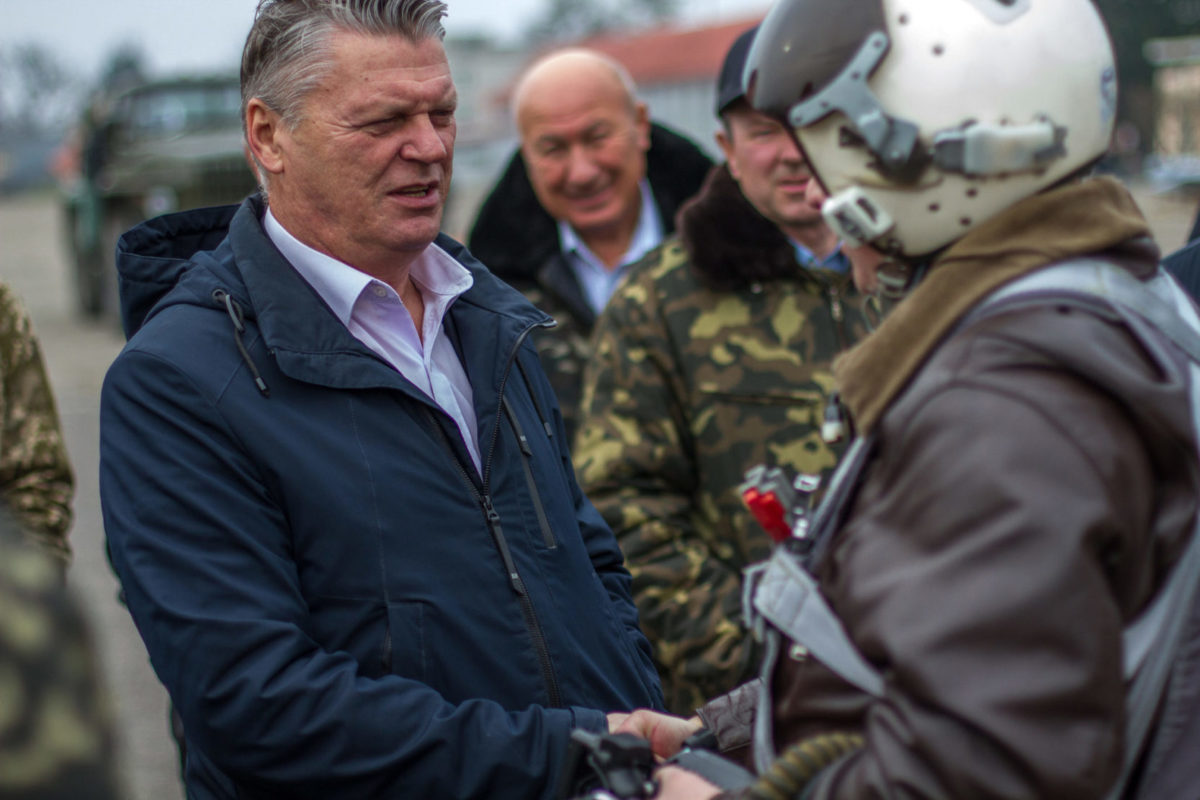 Повітряні Сили приймають другий модернізований винищувач