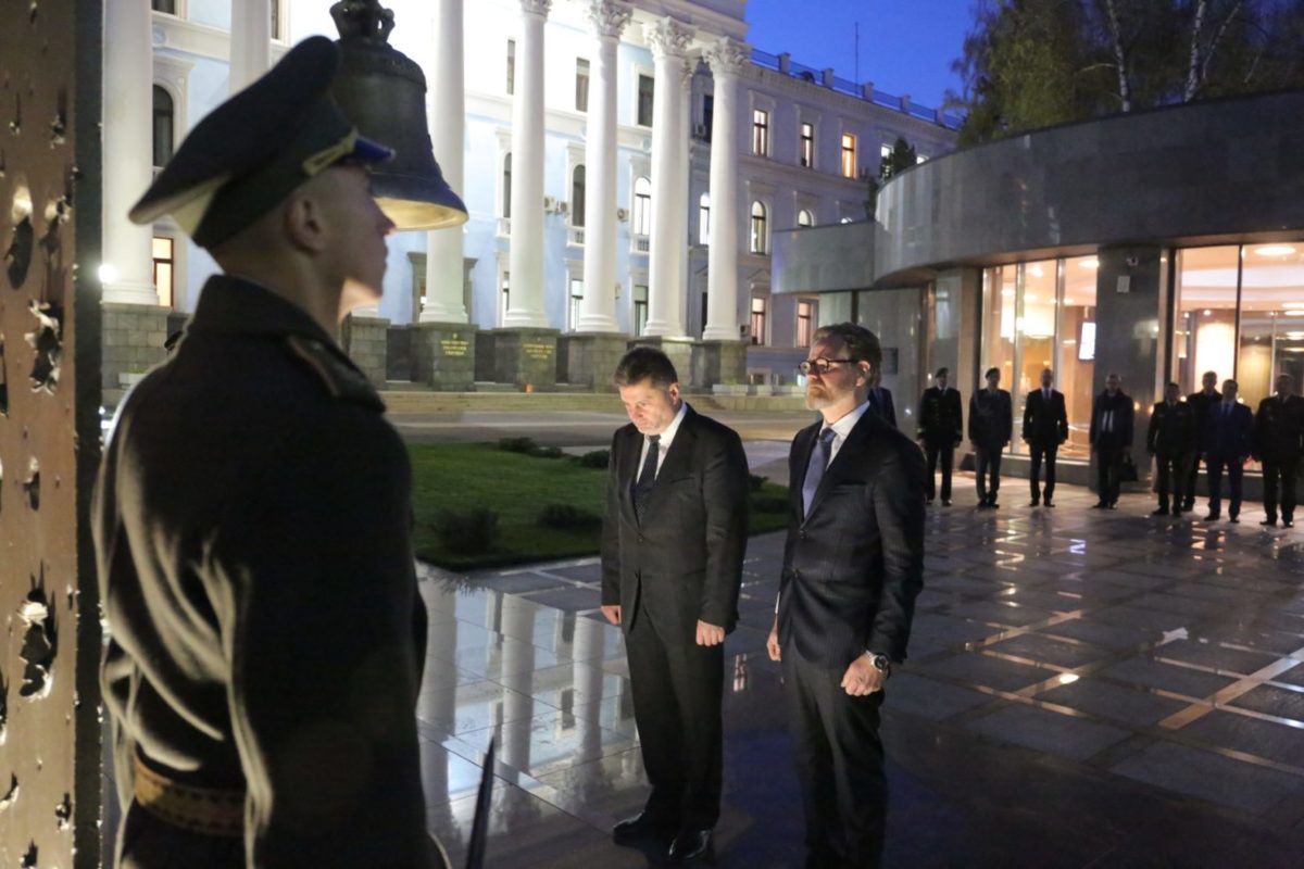 Делегація Міноборони Фінляндської Республіки відвідала Залу Пам’яті на території Міноборони України