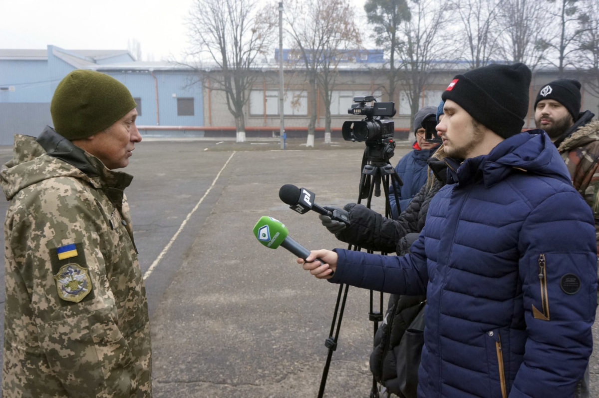 Близько 850 мешканців Харківщини вже стали солдатами-строковиками