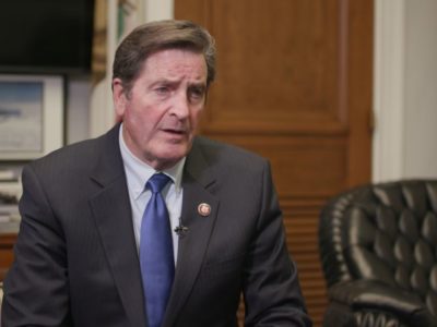 Яку нову військову та політичну допомогу Україні чекати від США?     