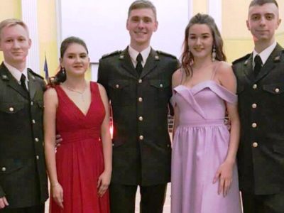 Курсанти ВІТІ закружляли у вальсі  