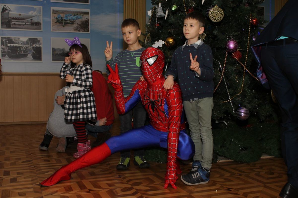 У Центральному будинку офіцерів ЗСУ під патронатом Міністерства оборони України відбулося новорічне свято для дітей