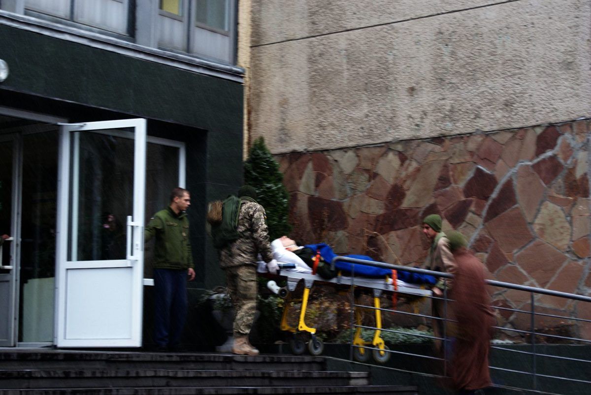 Львів прийняв борт із пораненими