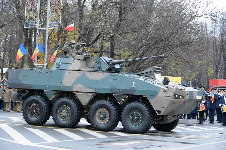 Делегація ЗС України взяла участь у військовому параді з нагоди Національного Дня Румунії