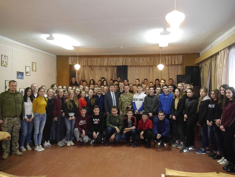 Напередодні Дня Збройних Сил України і в Міжнародний день волонтера у Львові відбулася низка заходів